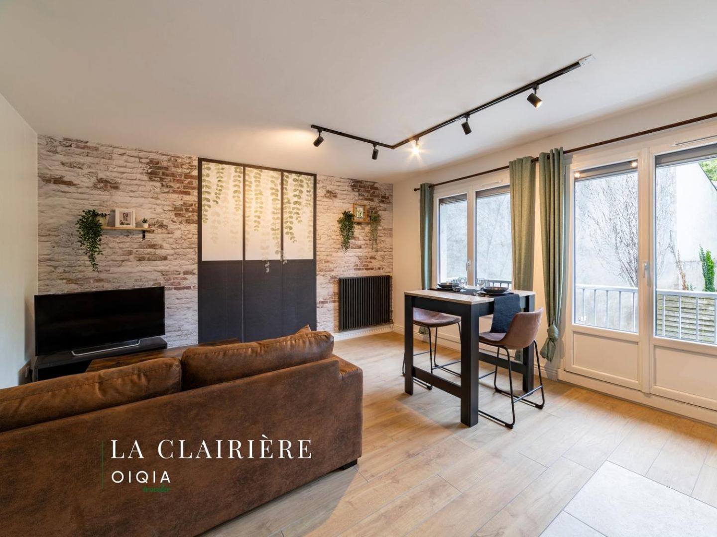 La Clairiere ~ Parking ~ Arrivee Autonome Apartment Bourges Exterior photo